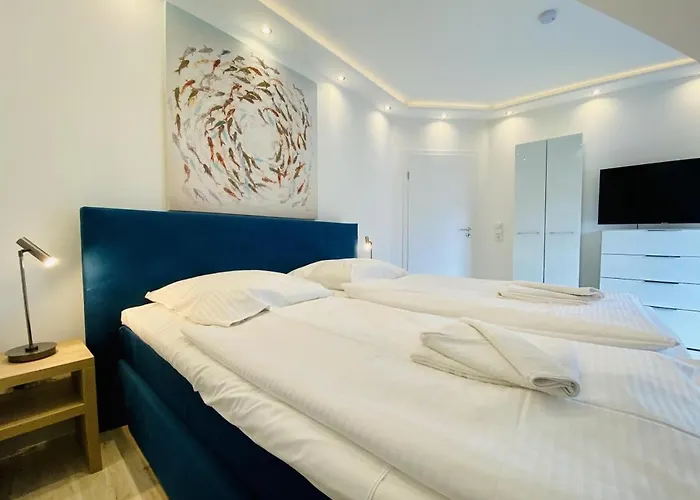 Sonnenschein, Direkt Am Alten Strom *