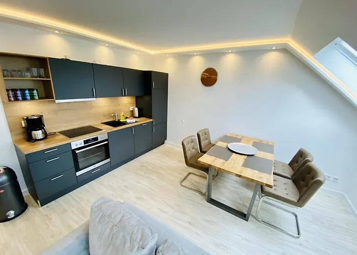 Sonnenschein, Direkt Am Alten Strom ロストック